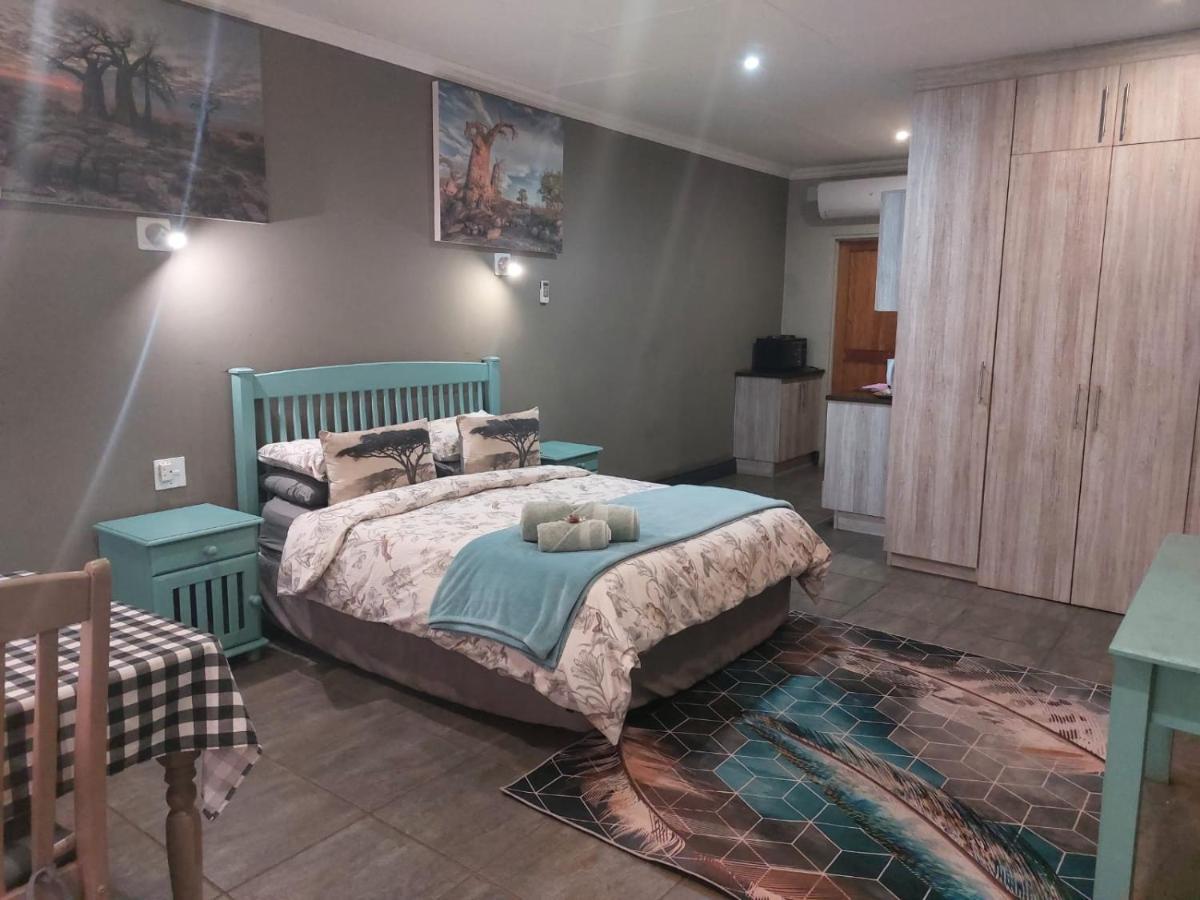 Wisteria Lane Guesthouse Postmasburg Eksteriør bilde